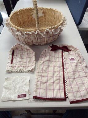 Vintage American Girl Pleasant Company Travel Set - Almost Complete